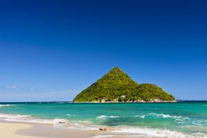 Härlig sandstrand på Grenada